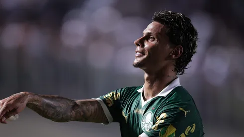 Richard Ríos marcando o gol da vitória do Palmeiras contra o Santos no Paulistão 2025. Foto: Ettore Chiereguini/AGIF