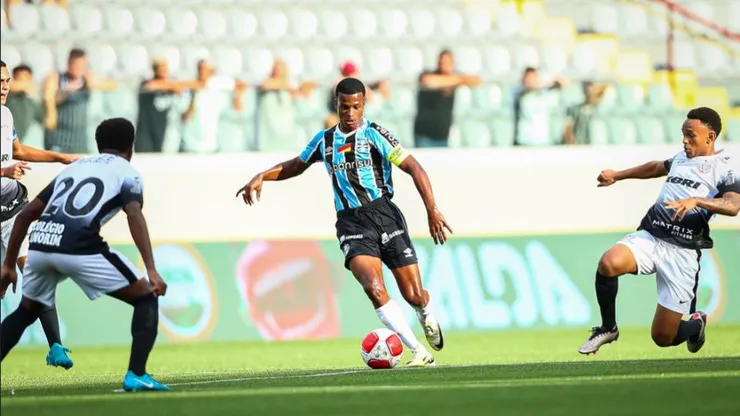 As crias do Grêmio brigaram até o último minuto, mas foram eliminados pelo Corinthians