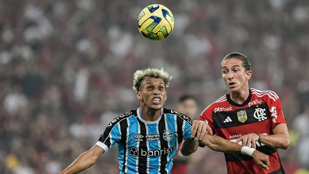 Bitello em ação pelo Grêmio durante a Copa do Brasil 2023. Foto: Thiago Ribeiro/AGIF
