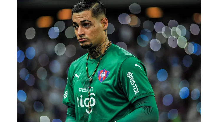 Jean, goleiro que foi ligado ao Grêmio