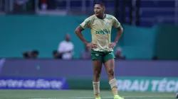 PALMEIRAS X FLUMINENSE - Rony jogador do Palmeiras lamenta derrota ao final da partida contra o Fluminense no estadio Arena Allianz Parque pelo campeonato Brasileiro A 2024. Foto: Ettore Chiereguini/AGIF