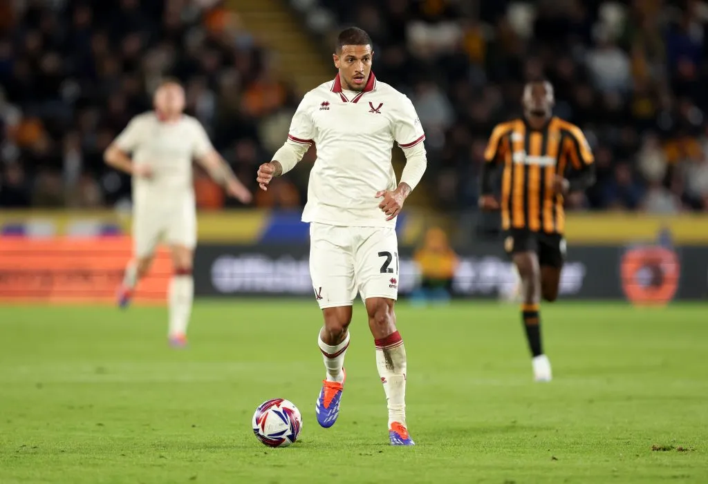 Vinicius Souza, meio-campista do Sheffield United