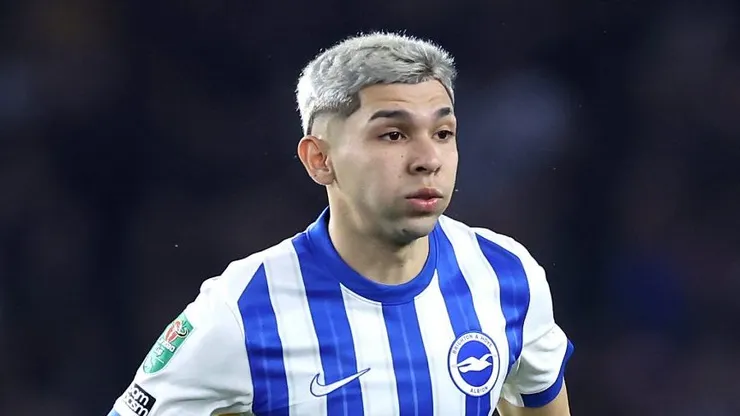 Julio Enciso, meia-atacante paraguaio do Ipswich Town, na época de Brighton & Hove Albion - Foto: Alex Davidson/Getty Images