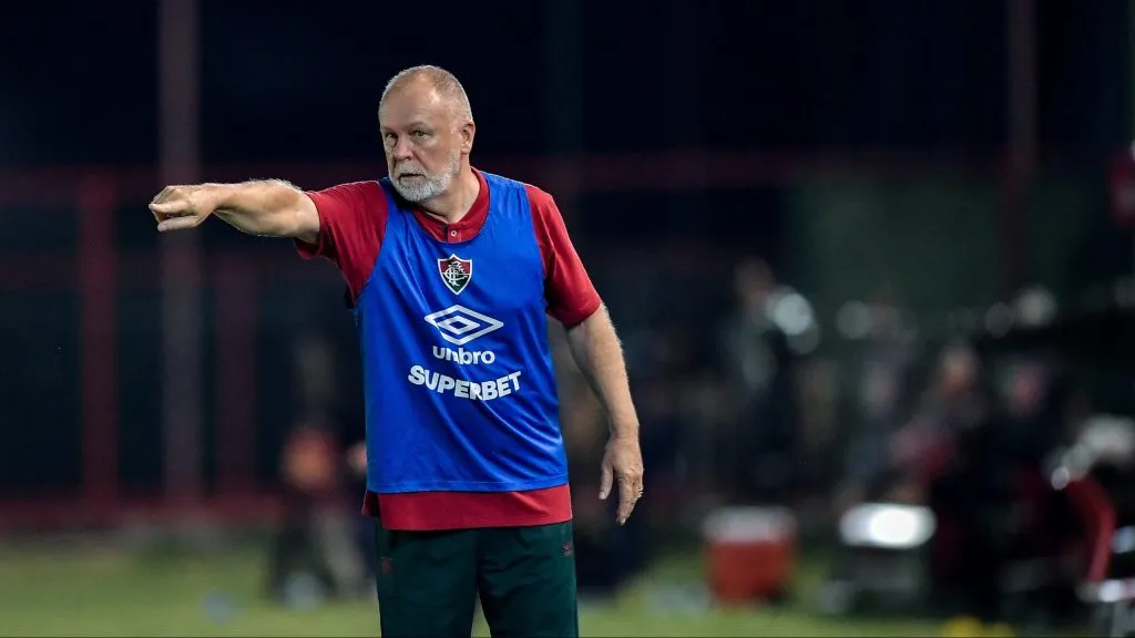 Mano Menezes no Carioca 2025. Foto: Thiago Ribeiro/AGIF