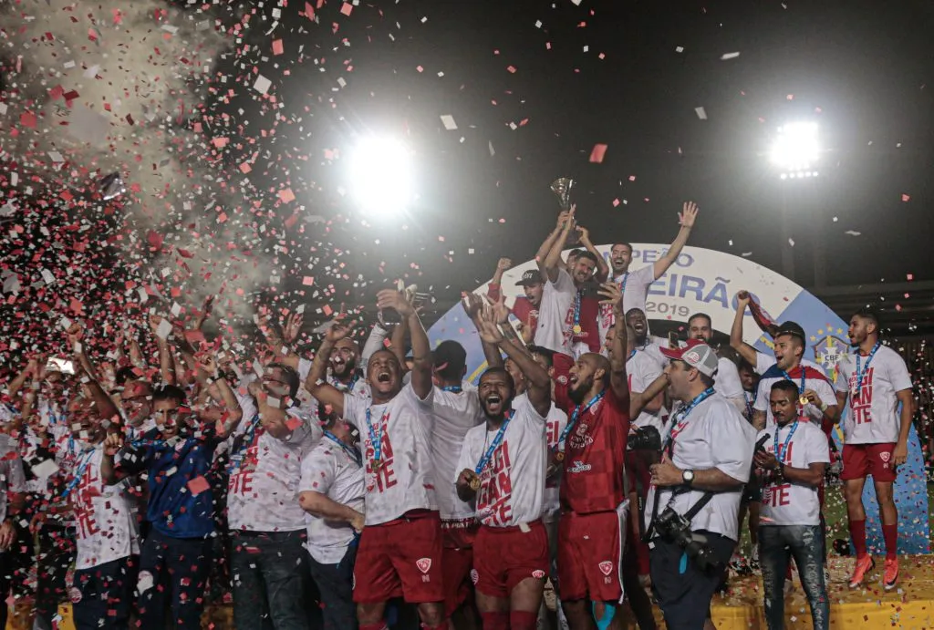 Foto: Caio Falcão/AGIF  – Náutico campeão estadual