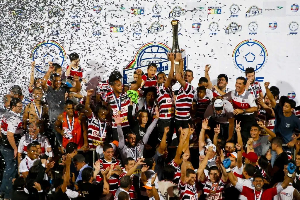 Alexandre Gondim/JC Imagem/AGIF – Santa Cruz campeão estadual
