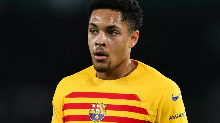 Vitor Roque pelo Barcelona- Foto: David Ramos/Getty Images.
