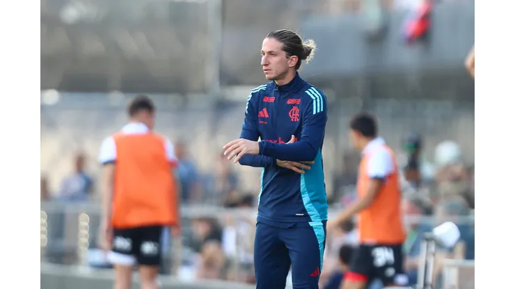 Filipe Luís no Flamengo - Foto: X do Flamengo