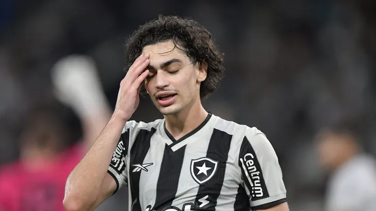Botafogo precisa vencer os próximos jogos para tentar vaga na semifinal do Cariocão. Foto: Thiago Ribeiro/AGIF