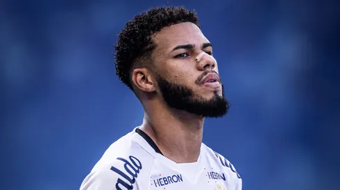 Santos não quis ficar com Nathan em 2024. Foto: Raul Baretta/Santos FC.