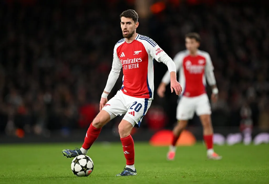 Jorginho em partida pelo Arsenal. Photo by Shaun Botterill/Getty Images