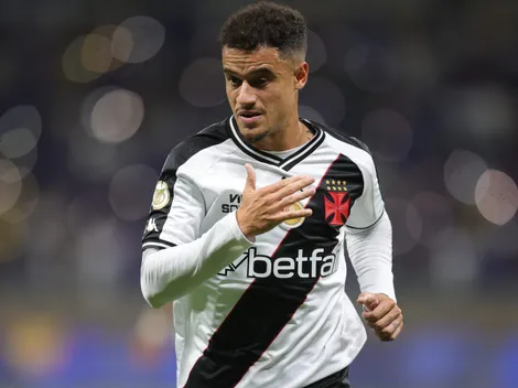 Vasco goleou o Botafogo em noite especial para Coutinho