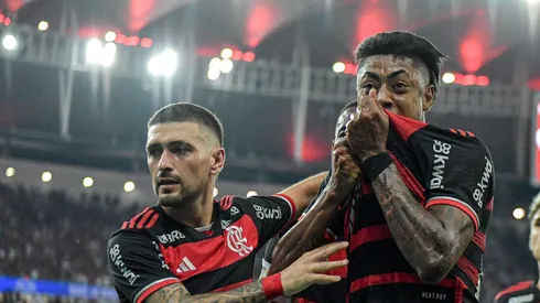 Bruno Henrique e Arrascaeta devem ser titulares no Flamengo de Filipe Luís