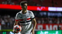 Oscar recebeu elogios do companheiro de São Paulo. Foto: Marco Miatelo/AGIF