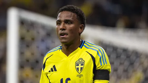 Niclas Eliasson, atuando pela Seleção Sueca - Foto: Michael Campanella/Getty Images