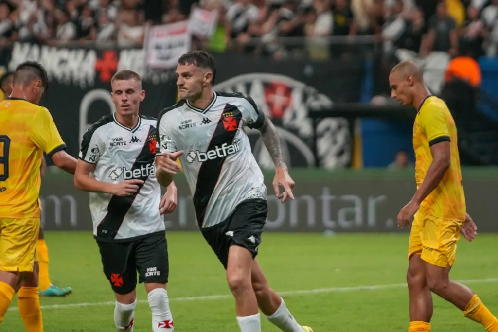 Vegetti marcou na vitória do Vasco sobre o Madureira. Foto: Aguilar Abecassis/AGIF