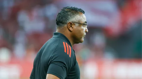 Roger Machado no comando do Internacional. Foto: Luiz Erbes/AGIF