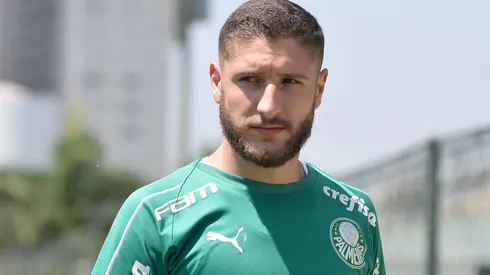 Zé Rafael durante treinamento no CT Academia de Futebol, em 2019.