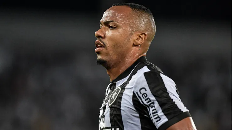 Marlon Freitas jogando pelo Botafogo. Foto:Thiago Ribeiro/AGIF
