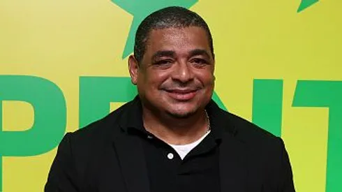 Vampeta, comenttarista, ex-jogador e pentacampeão com a Seleção Brasileira - Foto: Buda Mendes/Getty Images