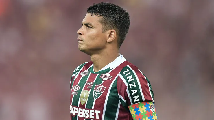 Thiago Silva se posicionou através das redes sociais após perder o título