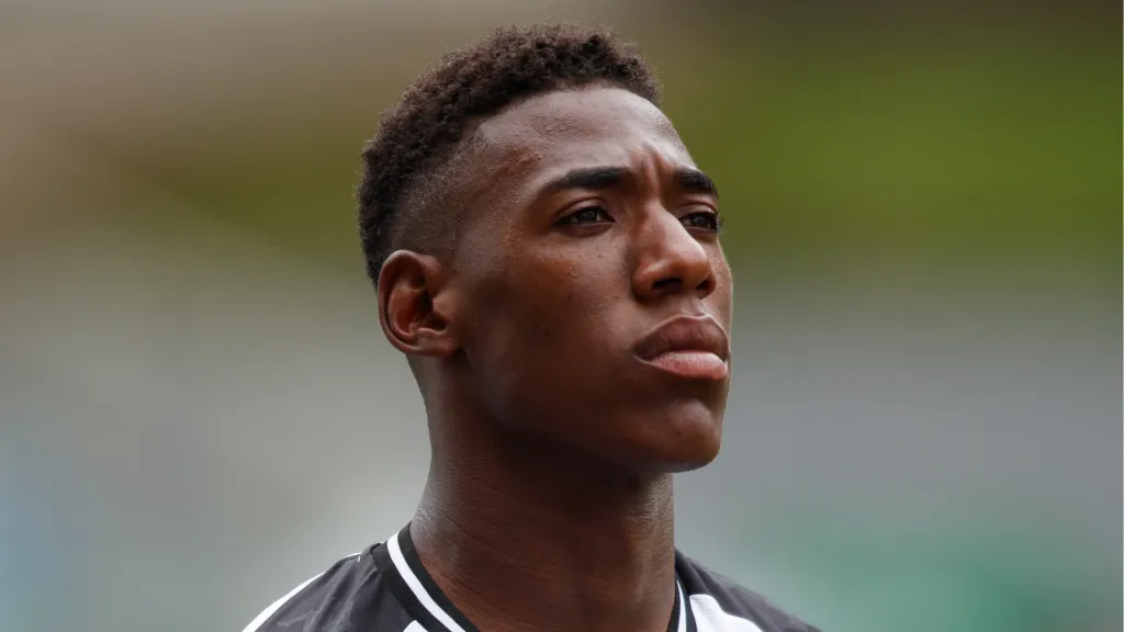 Léo quando jogava no Vasco. Foto: Gil Gomes/AGIF