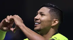 Rony pode fechar com o Peixe.