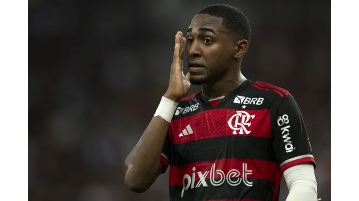 Lorran jogador do Flamengo lamenta durante partida contra o Gremio no estadio Maracana pelo campeonato Brasileiro A 2024. Foto: