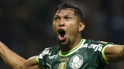 Rony deve assinar com Santos até dezembro de 2027 - Foto: Miguel Schincariol/Getty Images