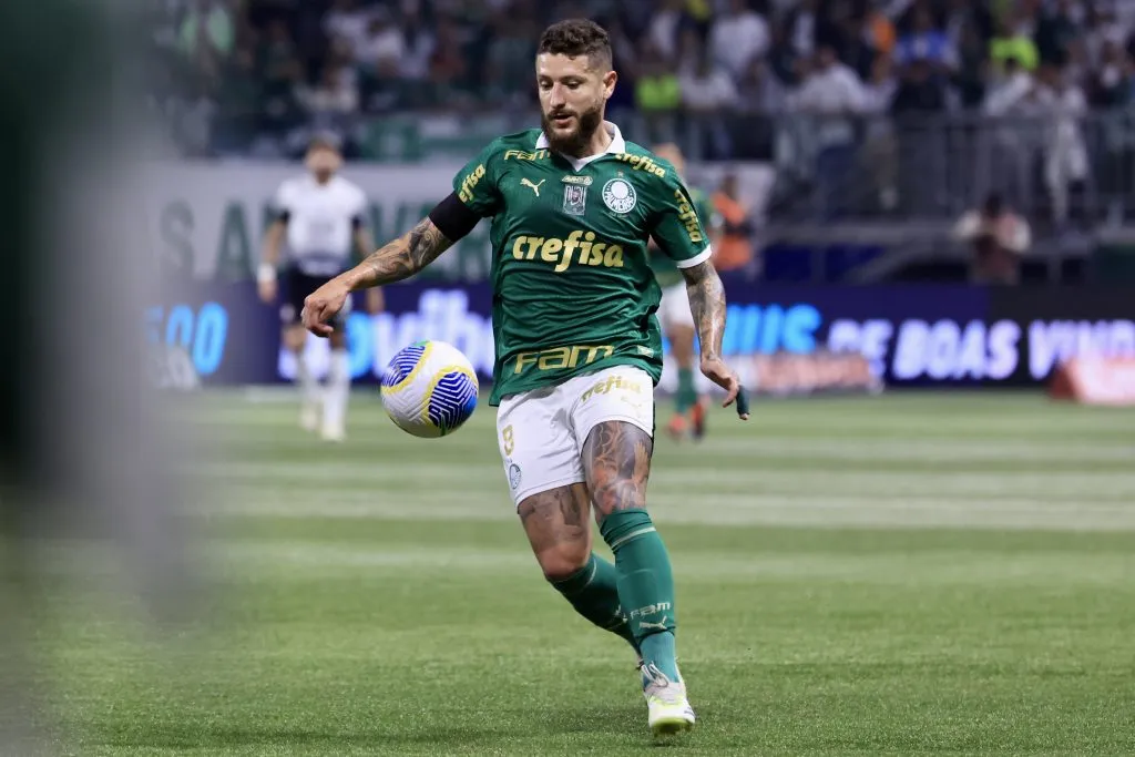 Zé Rafael em partida pelo Palmeiras. Foto: Marcello Zambrana/AGIF