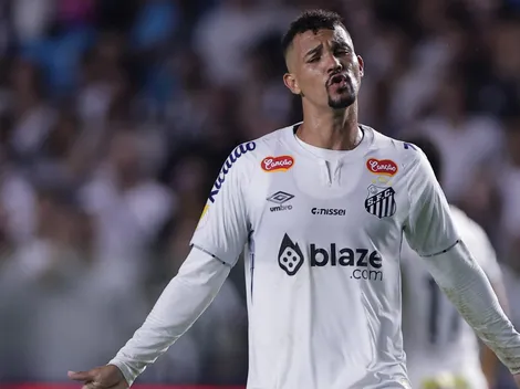 Santos perde para o Velo Clube e vira piada