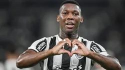 Patrick de Paula comemorando gol contra o Bangu