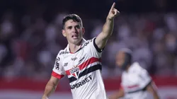 Oscar após o gol no clássico