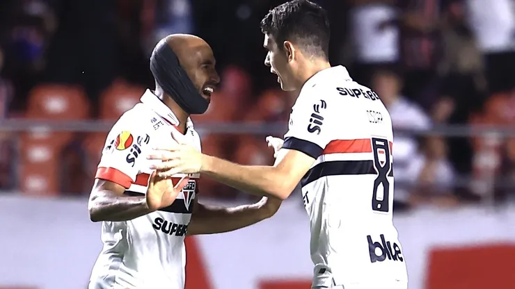 São Paulo derrota o Corinthians com show de Lucas e Oscar no Morumbis. Foto: Marcello Zambrana/AGIF