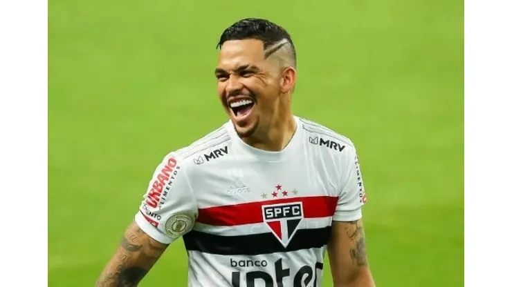 Luciano em ação pelo São Paulo - Foto: Rubens Chiri/São Paulo