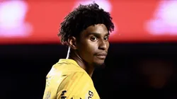 Hugo Souza em ação pelo Corinthians - Foto: Marcelo Zambrana/AGIF