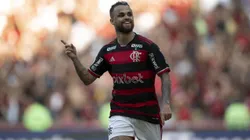 Michael, do Flamengo, comemora seu gol durante partida contra o Internacional no Maracanã pelo campeonato Brasileiro A 2024. Foto: Jorge Rodrigues / AGIF