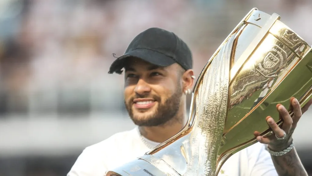 Foto: Reinaldo Campos/AGIF – Neymar está chegando ao Santos e Yeferson S. deve sair.