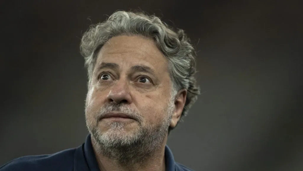 Foto: Jorge Rodrigues/AGIF – Casares ainda não fechou o acordo com Evangelos, que é dono do Nottingham Forest, do Olympiacos e do Rio Ave.