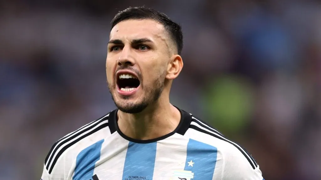 Leandro Paredes, meio-campista da Argentina. (Foto de Julian Finney/Getty Images)