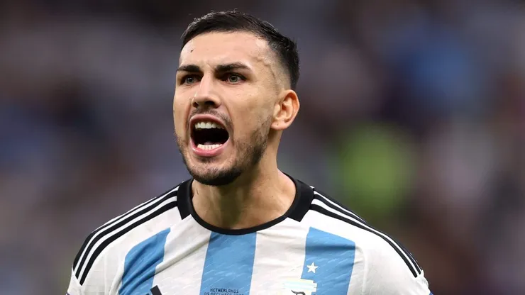 Leandro Paredes atuou com Neymar no PSG e virou prioridade do Santos para o meio de campo - Foto: Julian Finney/Getty Images