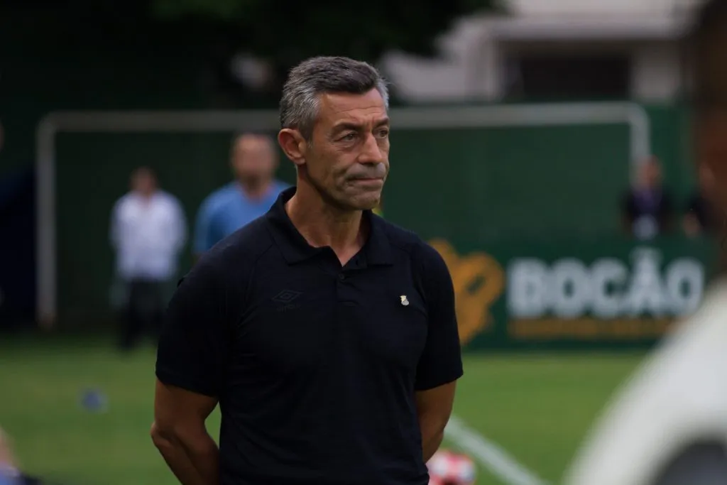 Pedro Caixinha no comando do Santos
