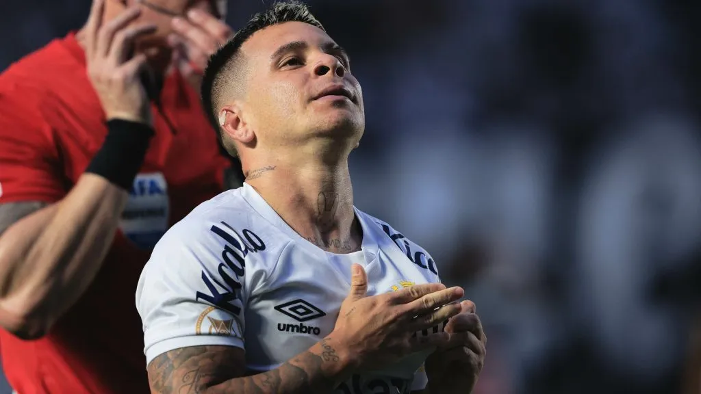 Soteldo fica no Santos em 2025 - Foto: Ettore Chiereguini/AGIF.