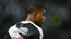 Rayan jogando no Vasco. Foto: Thiago Ribeiro/AGIF