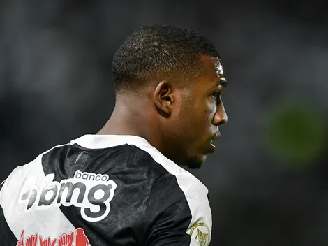 Rayan sofre racismo e Vasco repudia goleiro boliviano