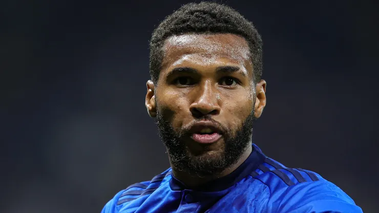 Cruzeiro cobra pagamento por Wesley.