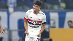 MG - BELO HORIZONTE - 15/09/2024 - BRASILEIRO A 2024, CRUZEIRO X SAO PAULO - William Gomes jogador do Sao Paulo comemora seu gol durante partida contra o Cruzeiro no estadio Mineirao pelo campeonato Brasileiro A 2024. Foto: Gilson Lobo/AGIF