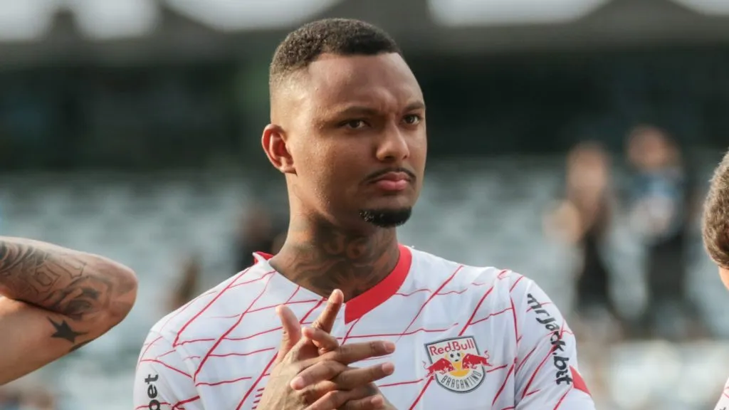 Luan Cândido volta a ser vinculado ao Timão