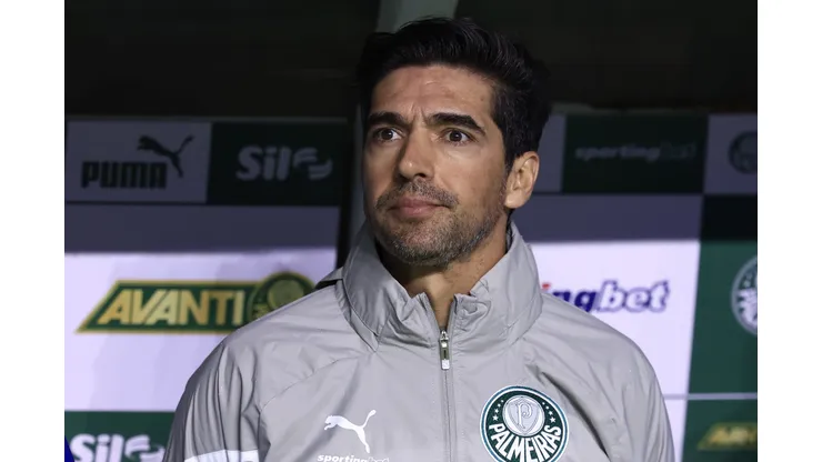 Abel Ferreira tecnico do Palmeiras durante partida contra o Bragantino no estadio Arena Allianz Parque pelo campeonato Paulista 2025. Foto: Marcello Zambrana/AGIF