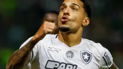 SP - SAO PAULO - 26/11/2024 - BRASILEIRO A 2024, PALMEIRAS X BOTAFOGO - Gregore jogador do Botafogo comemora seu gol durante partida contra o Palmeiras no estadio Arena Allianz Parque pelo campeonato Brasileiro A 2024. Foto: Joisel Amaral/AGIF